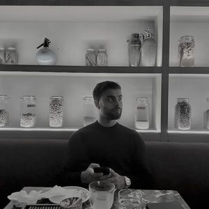 Meet your Posher, Ali